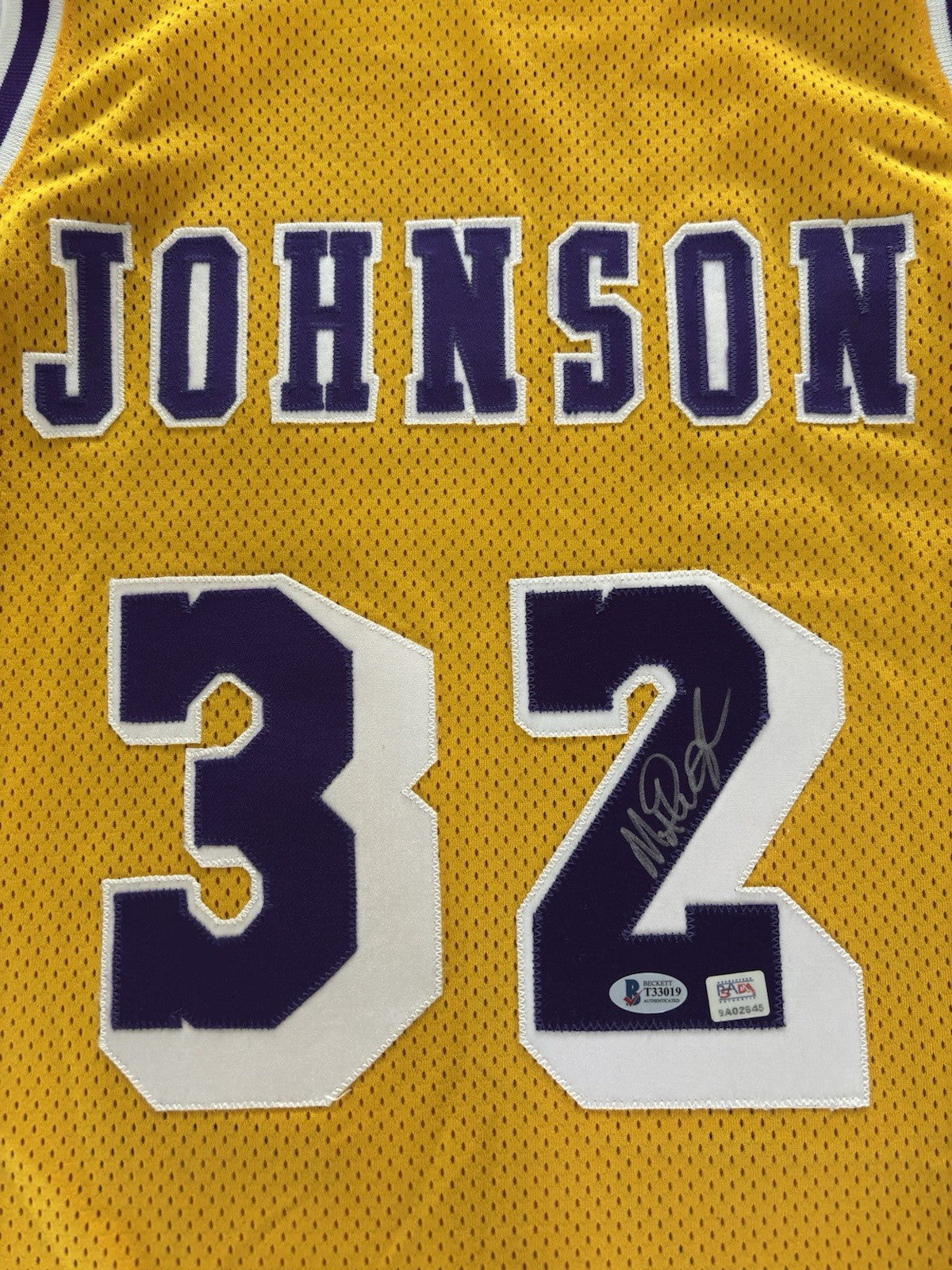 Magic Johnson Autograph Lakers Jersey Beckett PSA DNA